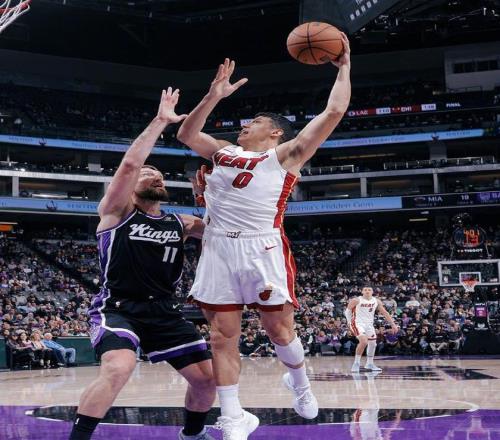 世预赛,王大雷强调,国足需团结,爱游戏app,爱游戏官网,爱游戏体育官网,爱游戏体育app